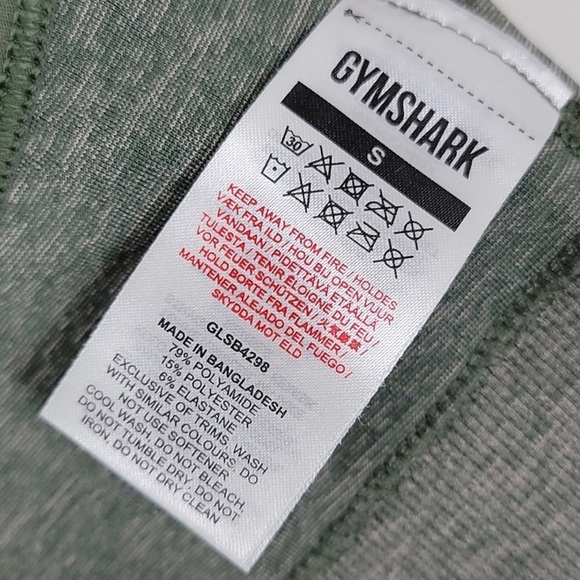 ✨Army Green Gymshark Camo Sports Bra✨ - Picture 3 of 5